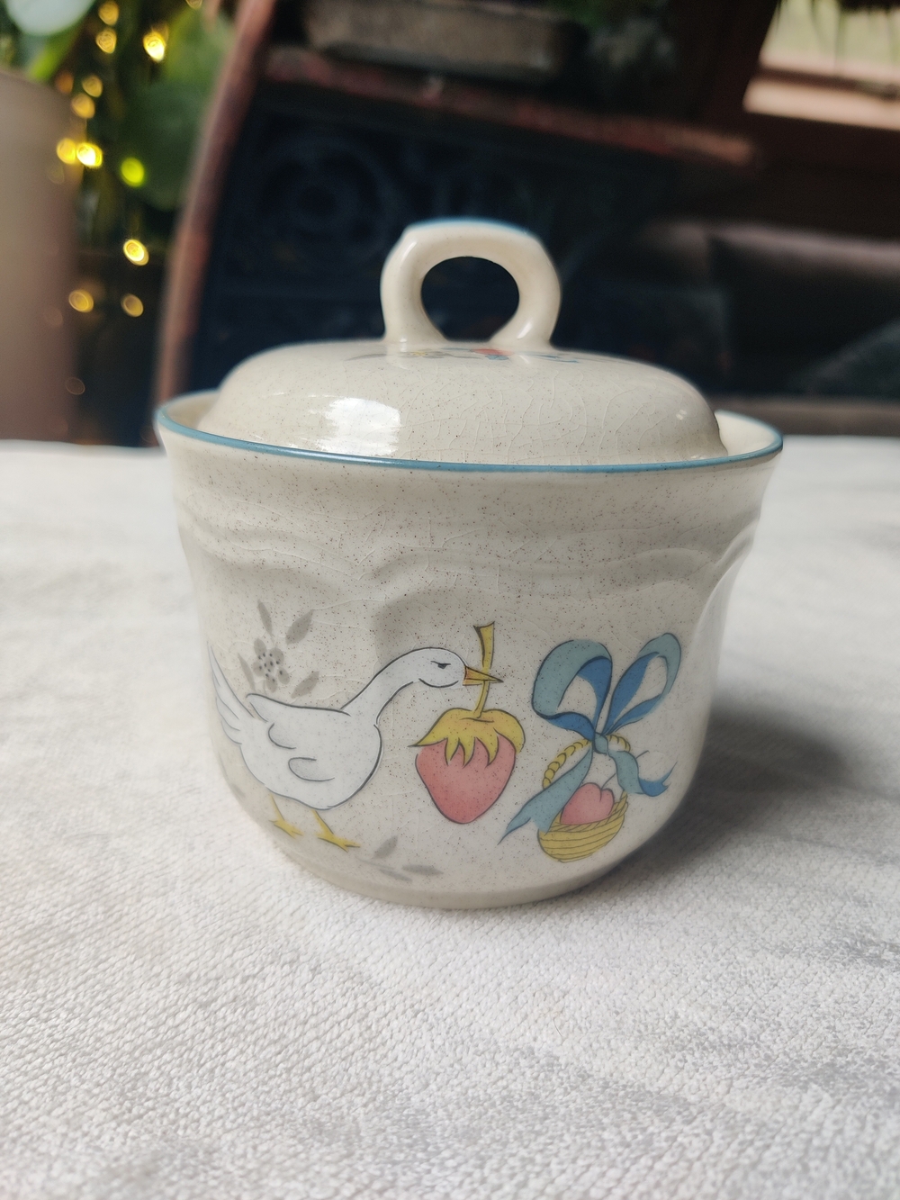 80s International Marmalade Country Goose Stash Sugar Bowl Strawberry Ribbon